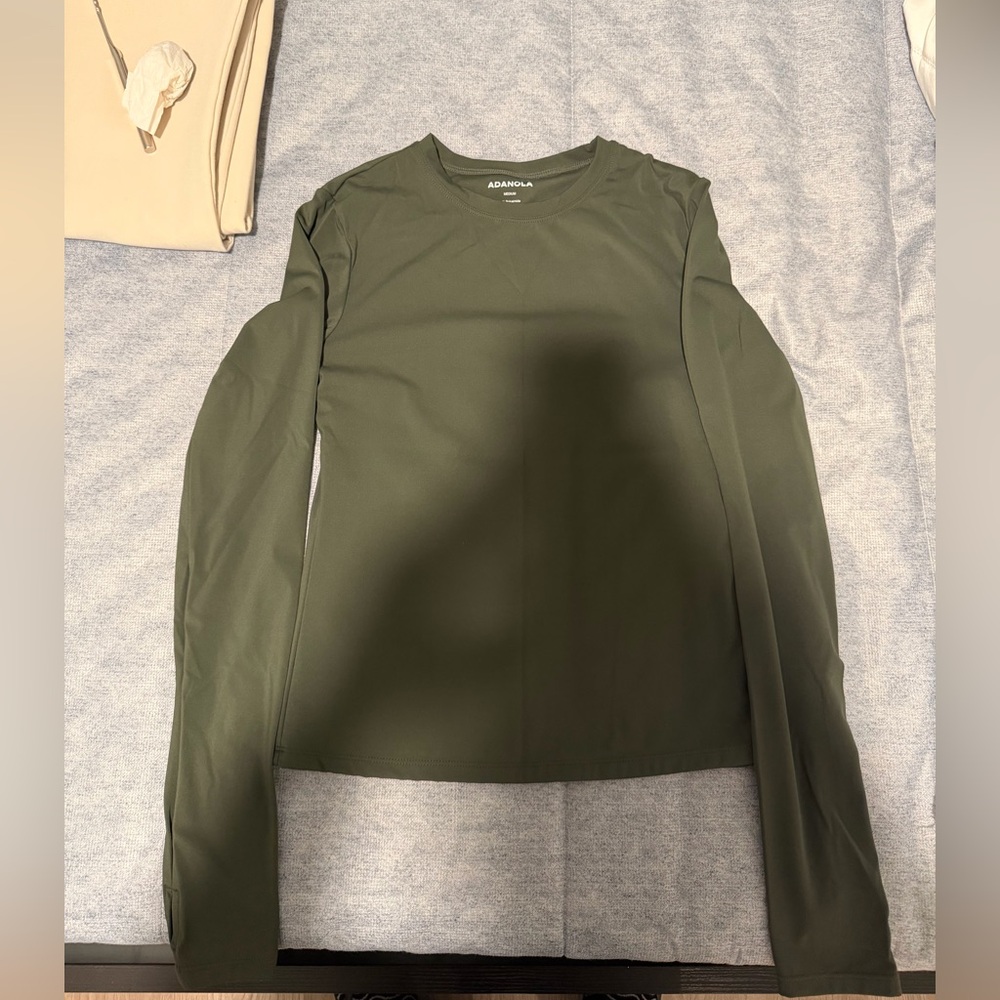Long sleeve top
